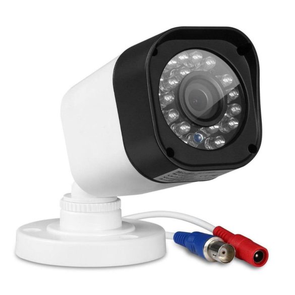 4 kamerás kül- és beltéri vezetékes AHD kamerarendszer, IP66, HD 720p, éjjellátó 20 m, mozgásérzékelés