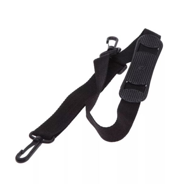 B-dúr klarinétkészlet, 67 cm, bakelit kivitelben, válltáskával és kiegészítőkkel