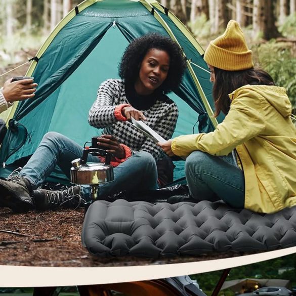 Egyszemélyes túramatrac, 190×60 cm, szürke, 9 cm vastag, vízálló kivitelben, beépített fejpárnával és hordtáskával