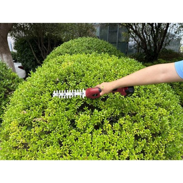 Akkumulátoros fű és sövényvágó olló, Worcraft CGS-S20LiC ShareSYS, piros/fekete, 20 V Li-Ion, cserélhető penge, fűvágó: 9,5 cm, sövényvágó: 20 cm, akkumulátor és töltő nélkül