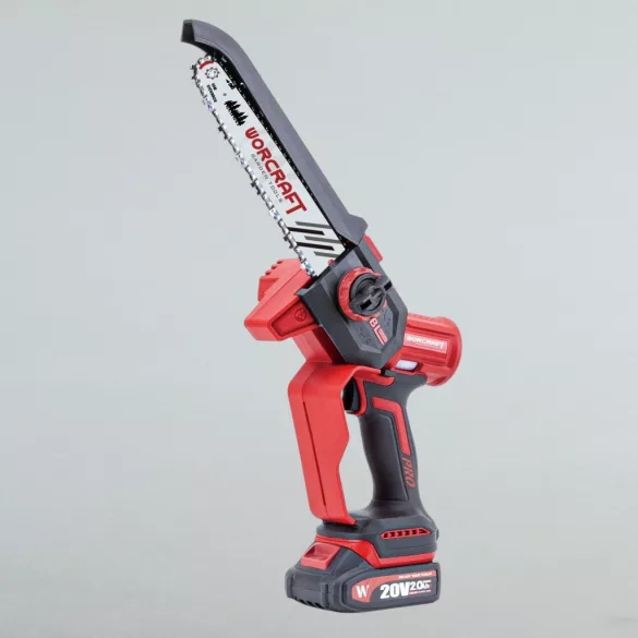 Akkumulátoros láncfűrész, Worcraft CHS-S20LiBDM ShareSYS, piros/fekete, mini, 2 Ah 20 V Li-Ion, vezetősín: 20 cm, 7,8 m/s láncsebesség, 50 ml olajtartály, akkumulátorral, töltővel, láncolajjal, kofferben