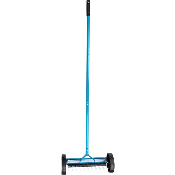 Kerti gereblye, Strend Pro Garden, kék/fekete, 11 fogú, acél fej, fém nyél, 34 cm munkaszélesség, 130 cm nyél, gyomtalanításhoz, gyepszellőztető, kerekekkel