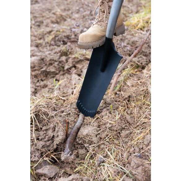 Ásó, Strend Pro Premium RedShark, 128 cm, keskeny fej, fekete/piros, acél fej, üvegszálas nyél, D markolat, fogazott él, bordázott, csatornázó