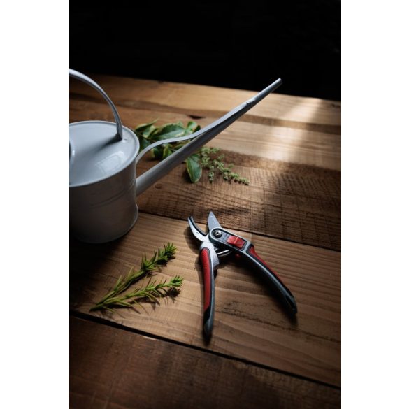 Metszőolló, Strend Pro Garden PS814, szürke/piros, 215 mm, alumínium test, acél penge, maximum 15 mm átmérő