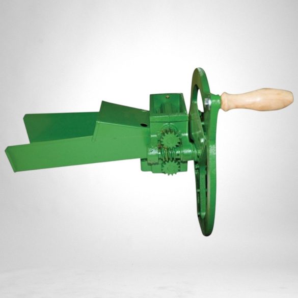 Kézi fű- és csalándaráló, RP 03, zöld, átmérő: 27 cm, háromkéses, állítható vágáshossz 3–9 mm, fogaskerekes adagoló