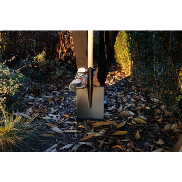 Ásó, Strend Pro Garden, egyenes fej, fekete, acél fej, fa nyél, D markolat