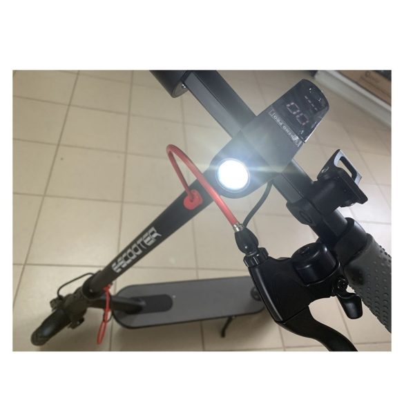 Elektromos roller, Strend Pro Scooter 7, fekete, összecsukható, akkumulátoros, 7,8 Ah kapacitás, 30 km hatótáv, első-hátsó lámpa