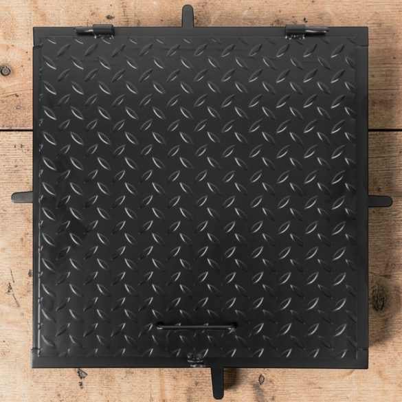 Fém aknafedlap, Strend Pro MC60, fekete, 600 x 600 mm, zárható, lemezvastagság: 3 mm, csúszásgátló felület, UV-álló, 150 kg teherbírás