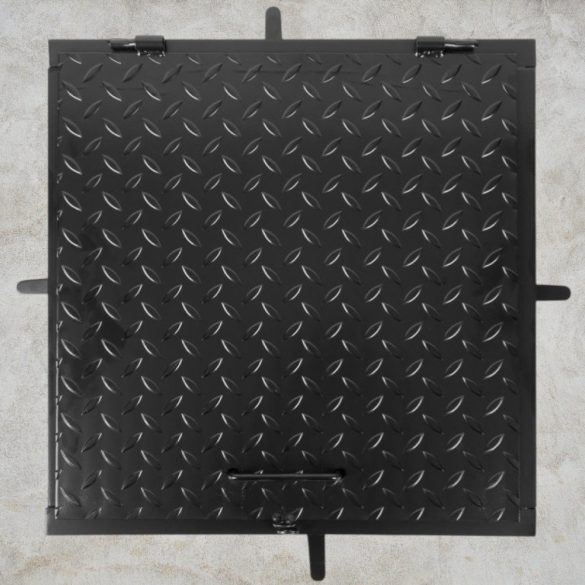 Fém aknafedlap, Strend Pro MC60, fekete, 600 x 600 mm, zárható, lemezvastagság: 3 mm, csúszásgátló felület, UV-álló, 150 kg teherbírás