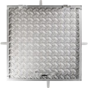 Fém aknafedlap, Strend Pro MC60, ezüst, 600 x 600 mm, zárható, lemezvastagság: 3 mm, csúszásgátló felület, UV-álló, 150 kg teherbírás