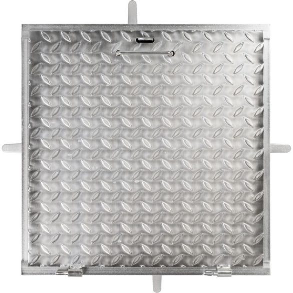 Fém aknafedlap, Strend Pro MC60, ezüst, 600 x 600 mm, zárható, lemezvastagság: 3 mm, csúszásgátló felület, UV-álló, 150 kg teherbírás