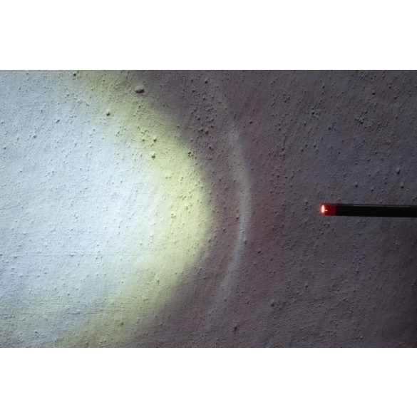 Munkalámpa, Strend Pro Worklight F05D333, piros, 19,5–36 cm, COB LED, 6 W, USB töltés, akkumulátoros, mágneses tartó, 230°-ban forgatható fej