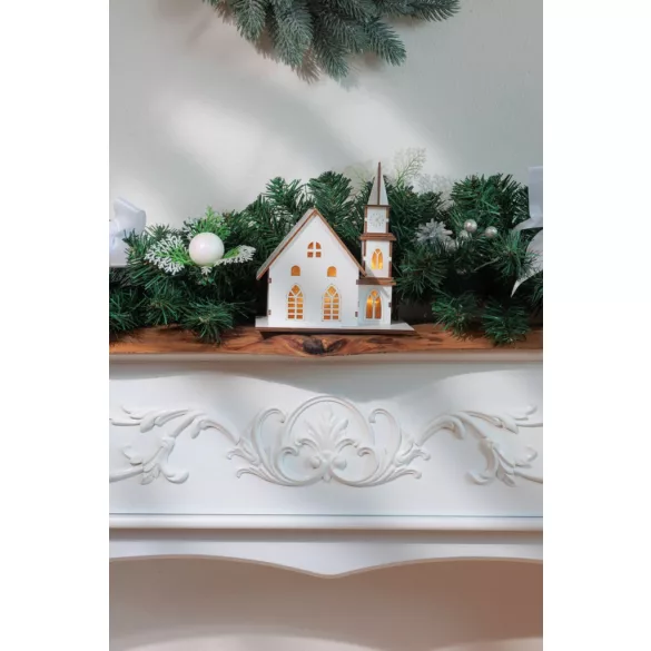 Karácsonyi dekoráció, MagicHome Vianoce, templom, 15 × 17 × 18,5 cm, 6 db melegfehér LED, fa, elemes (2 × AAA), beltéri