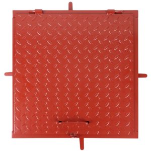 Fém aknafedlap, Strend Pro MC50, bordó, 500 x 500 mm, zárható, lemezvastagság: 3 mm, csúszásgátló felület, UV-álló, 150 kg teherbírás