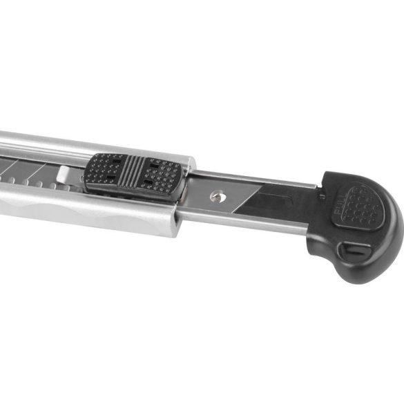 Tapétavágó kés, Giantop UC-516, ezüst, 18 mm penge, tördelhető, fém vezetősín, alumínium ház