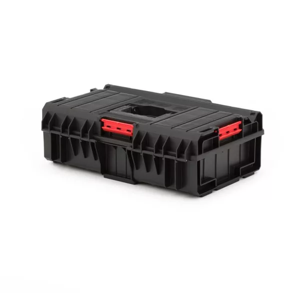 Szerszámosdoboz, Qbrick Patrol System One 200 Basic, 58,5 × 38,5 × 19 cm, fekete, 15,5 l, víz- és porálló, hermetikus zárás, cserélhető rekeszekkel, 120 kg teherbírás