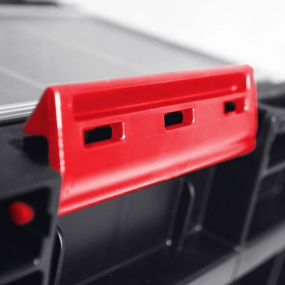 Szerszámosláda, Qbrick Patrol System One 350 Vario, 58,5 × 38,5 × 30,1 cm, fekete, 38 l, por- és vízálló, megerősített, moduláris, PRO kompatibilis, 50 kg teherbírás