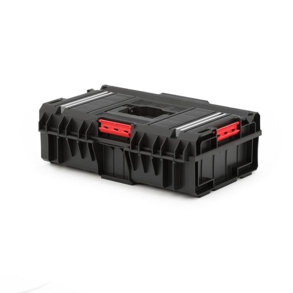 Szerszámosdoboz, Qbrick Patrol System One 200 Technik, 58,5 × 38,5 × 19 cm, fekete, 15,4 l, 6 kivehető tartály, por- és vízálló, alumínium rögzítőléc, munkaasztalként használható
