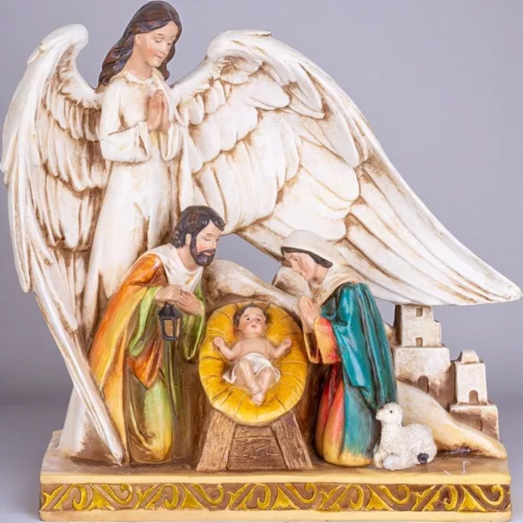 MagicHome karácsonyi dekoráció, Szent Család az angyal védőszárnyai alatt, poligyanta, 21,5 cm