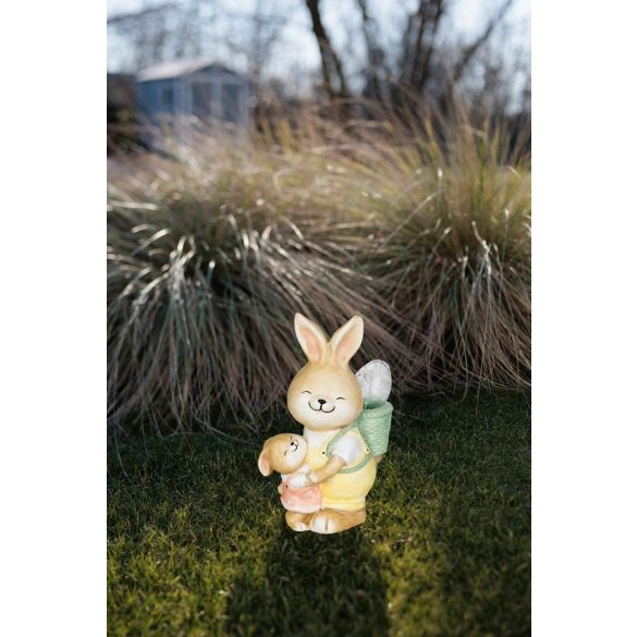 Kerti dekoráció, MagicHome, nyuszi fiókával és tojással, bézs, 17,8 x 25,5 x 39 cm, kerámia