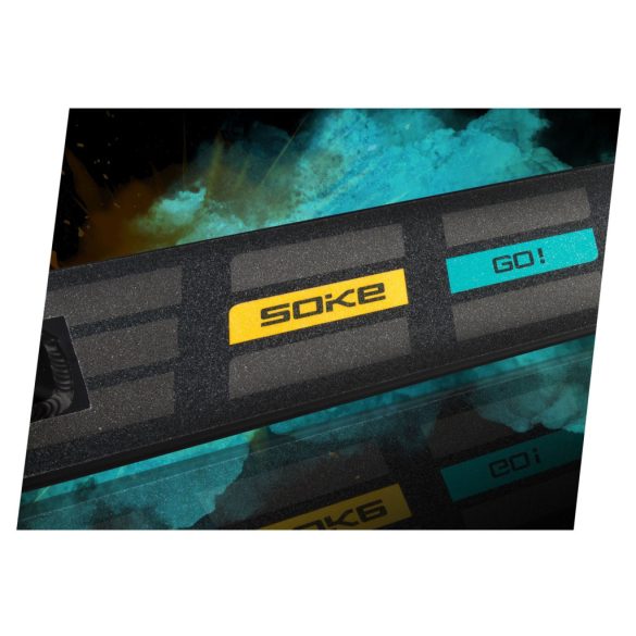 Kaszkadőr roller, SOKE GO!, fekete, 82 cm, 10 cm 88A PU kerekek, ABEC-9 csapágy, Y kormány, Flex Fender fék, tripla alumínium bilincs