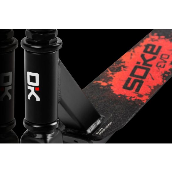 Klasszikus roller, SOKE EVO, piros, 83 cm, 10 cm 88A PU kerekek, ABEC-9 csapágy, HIC kompresszió, integrált kormánycsapágy, Y kormány, max. 100 kg