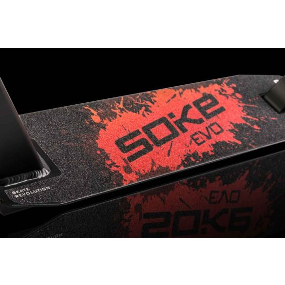 Klasszikus roller, SOKE EVO, piros, 83 cm, 10 cm 88A PU kerekek, ABEC-9 csapágy, HIC kompresszió, integrált kormánycsapágy, Y kormány, max. 100 kg