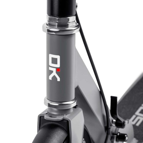 Klasszikus roller, SOKE City, szürke, összecsukható, 20 cm 88A PU kerekek, ABEC-9 csapágy, kézi és lábfék, állítható magasság, maximum 100 kg