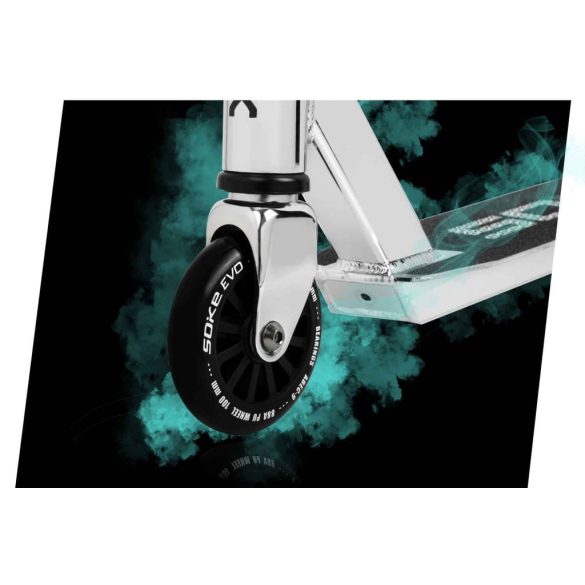 Kaszkadőr roller, SOKE EVO Street, ezüst, 85 cm, 10 cm 88A PU kerekek, ABEC-9 csapágy, 360°-ban forgó T-kormány, Flex Fender fék, max. 100 kg