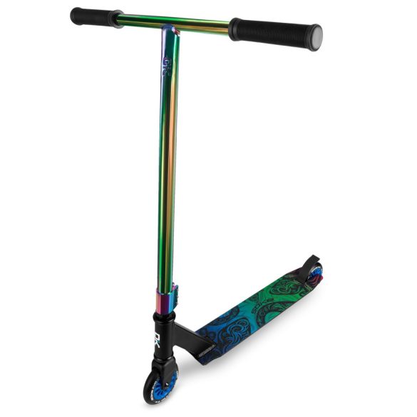 Kaszkadőr roller, SOKE EVO Street, fekete, 83 cm, 10 cm 88A PU kerekek, ABEC-9 csapágy, 360°-ban forgó T kormány, Flex Fender fék, maximum 100 kg