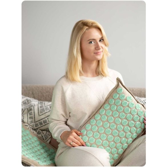 Akupresszúrás szőnyeg, Neo-Sport NS-902, szürke/zöld, 70 × 44 x 3,0 cm, cm, párnával, hordtáskával, kókuszrost töltet, 181 + 76 db tüskekorong