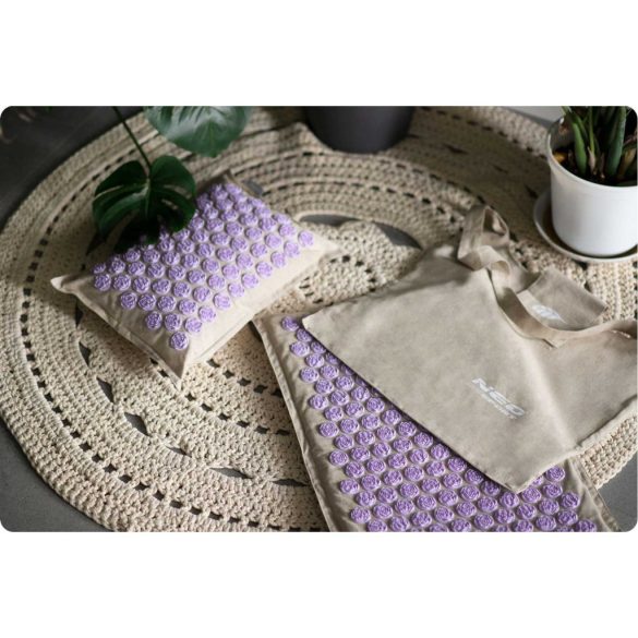 Akupresszúrás szőnyeg, Neo-Sport NS-902, szürke/lila, 70 × 44 x 3,0 cm, cm, párnával, hordtáskával, kókuszrost töltet, 181 + 76 db tüskekorong