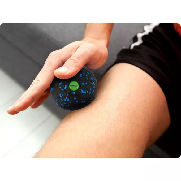 Masszázslabda, Neo-Sport NS-965, fekete/kék, átmérő: 8 cm, vízálló, EPP hab (TE196500)