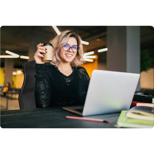 Irodai szék, Sofotel Labi, fekete, 132,5-142,5 cm, mikrohálós háttámla, deréktámasz, hintamechanika, gázliftes magasságállítás, gumírozott kerekek, 120 kg teherbírás