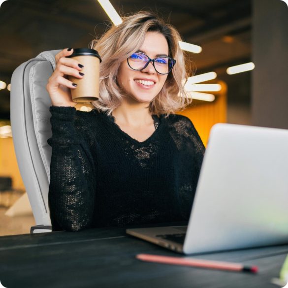 Irodai szék, Sofotel Porto, szürke, 47-55 cm ülésmagasság, duplán párnázott, dönthető és hintáztatható, gumírozott kerekek, 120 kg teherbírás