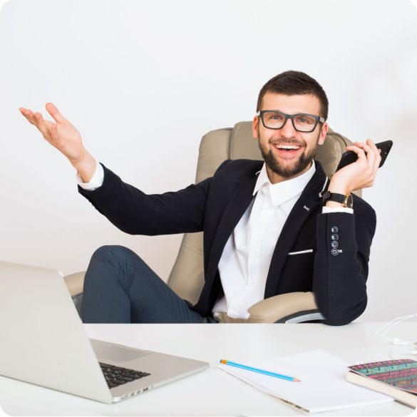 Irodai szék, Sofotel Porto, bézs, 47-55 cm ülésmagasság, duplán párnázott, dönthető és hintáztatható, gumírozott kerekek, 120 kg teherbírás