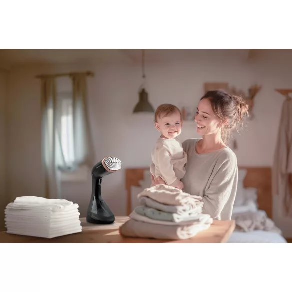 Elektromos ruhagőzölő, Berdsen BD-311, fekete, 1600 W, 230 ml tartály, gőzkibocsátás: 26 g/perc, kefés fej, 2,0 m kábel