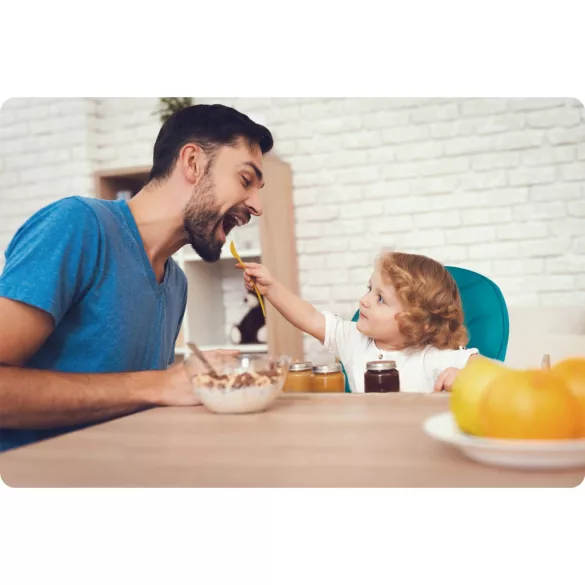 Etetőszék, Ricokids Tulo, kék, összecsukható, állítható, levehető tálcával, 5 pontos biztonsági öv, 2 kerekes láb, lábtartó, teherbírás: 15 kg