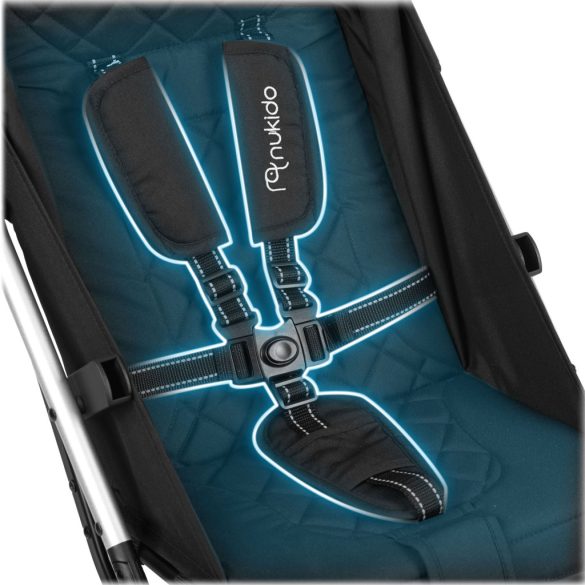 Babakocsi, Nukido Paseo, fekete/ezüst, 70 x 52 x 30 cm, összecsukható, 360°-os rugózott első kerekek, ötpontos biztonsági öv, dönthető háttámla, esővédő és lábzsák