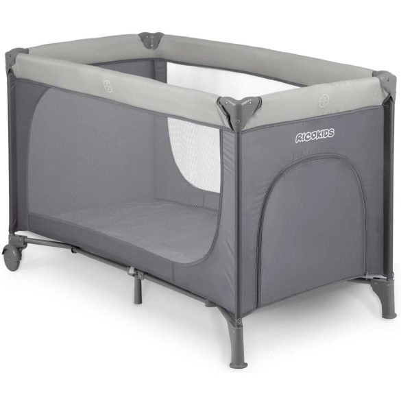 Utazó gyerekágy, Ricokids RK-240, világosszürke, 125 x 65 cm, magasság: 78 cm, levehető oldalsó bejárat, 2 fékezhető kerék, összecsukható, matraccal, teherbírás: 15 kg
