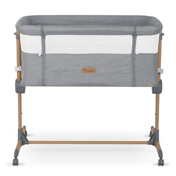 Utazó gyerekágy, Nukido NK-243, világosszürke, 88 x 61 cm, magasság: 70-83 cm, ágy mellé csatlakoztatható, 4 fékezhető kerék, összecsukható, matraccal, állványos, teherbírás: 9 kg