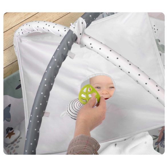 Játszószőnyeg, Nukido, koala minta, 136 x 136 cm, kétoldalas, levehető ívekkel, 7 db játékkal, párnával