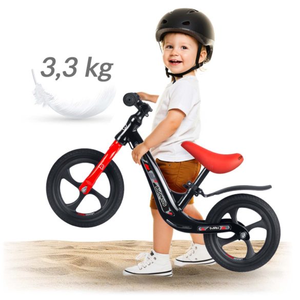 Kétkerekű futóbicikli, Ricokids Funnu, fekete/piros, magnézium váz, EVA habkerekek 29 cm, állítható ülésmagasság 35-42 cm, gumírozott markolatok ütközőkkel, könnyű
