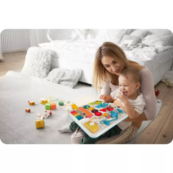 Játékasztal, Ricokids, zenélő oktatóasztal levehető táblával, 41 x 38 x 21 cm, LED fény, 2 fokozatú hangerő, elemes (3x AA)