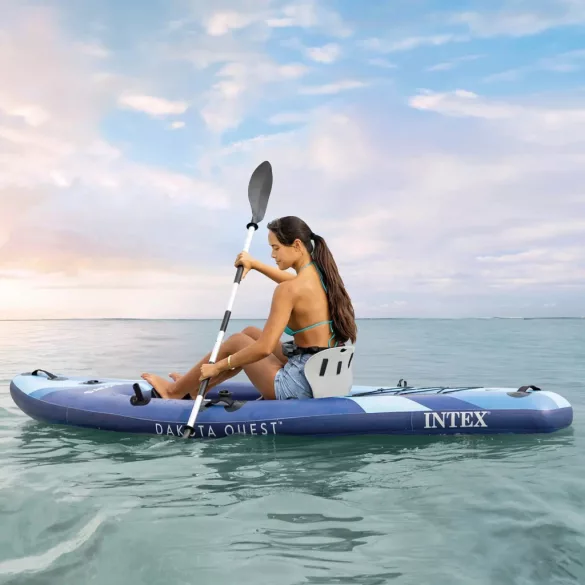 Felfújható kajak, Intex Dakota Quest, 320 x 89 x 20 cm, kék, egyszemélyes, felülülős kialakítás, megerősített, kivehető üléssel, evezővel, pumpával és hordozó hátizsákkal (68245NP)